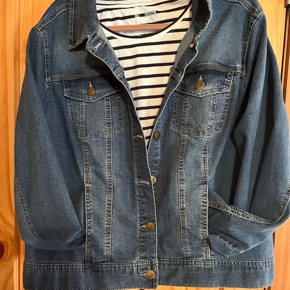 Denim Jeans Jacket - Picture 2 of 5